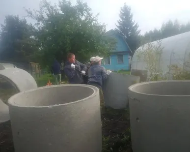 фото Чистка колодца от песка