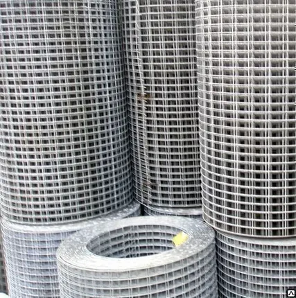 Фото №0 Сетка сварная в рулонах D = 4 мм ячейка 200 х 200 мм ГОСТ 8478-81