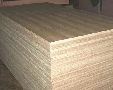 фото Фанера ФК 8 мм 1525х1525 мм СОРТ 2\4Ш1 ГОСТ 3916.1-96