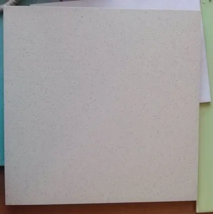 Фото №0 Керамогранит 330х330х8 св-серый Еврокерамика