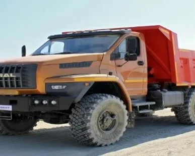 фото Грузовой самосвал УРАЛ