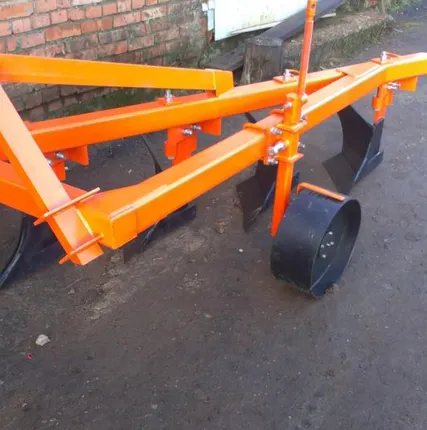 Фото №0 Плуг четырехкорпусный модели ПЛ-25х4 с захватом 25 см на один корпус – мощный  и надежный.