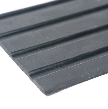 Фото №0 Дорожка автомобильная - 4,5 мм, 1,20-1,25х5 м
