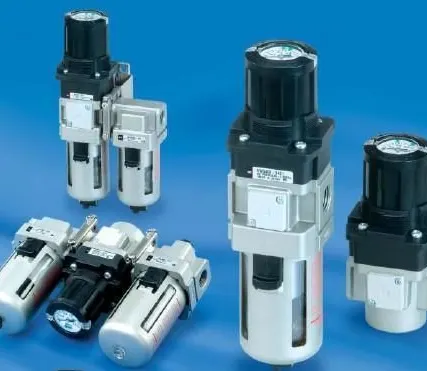 Фото №0 Фильтр/регулятор со встроенным манометром AWG