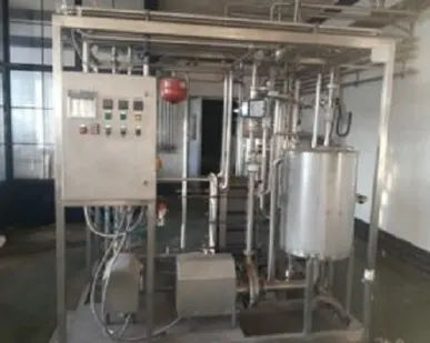 фото Пастеризационно-охладительная установка Alfa-Laval, пр-ть 2000 л/час Б/У в Москве