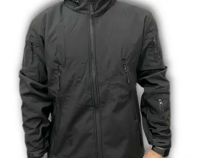 фото Куртка Soft Shell на флисе черного цвета