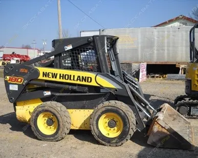 фото Аренда мини-погрузчика New Holland L180, Нижний Новгород